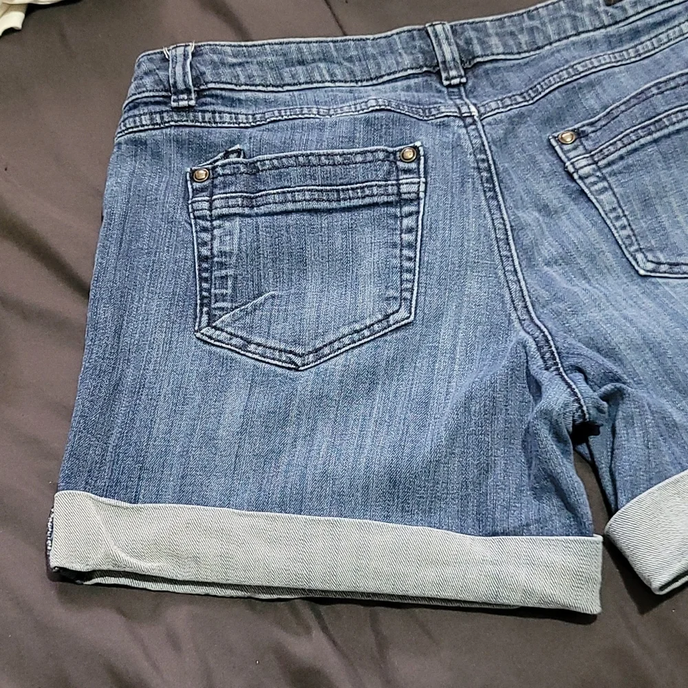 LC Lauren Conrad Jean shorts - Picture 4 of 7